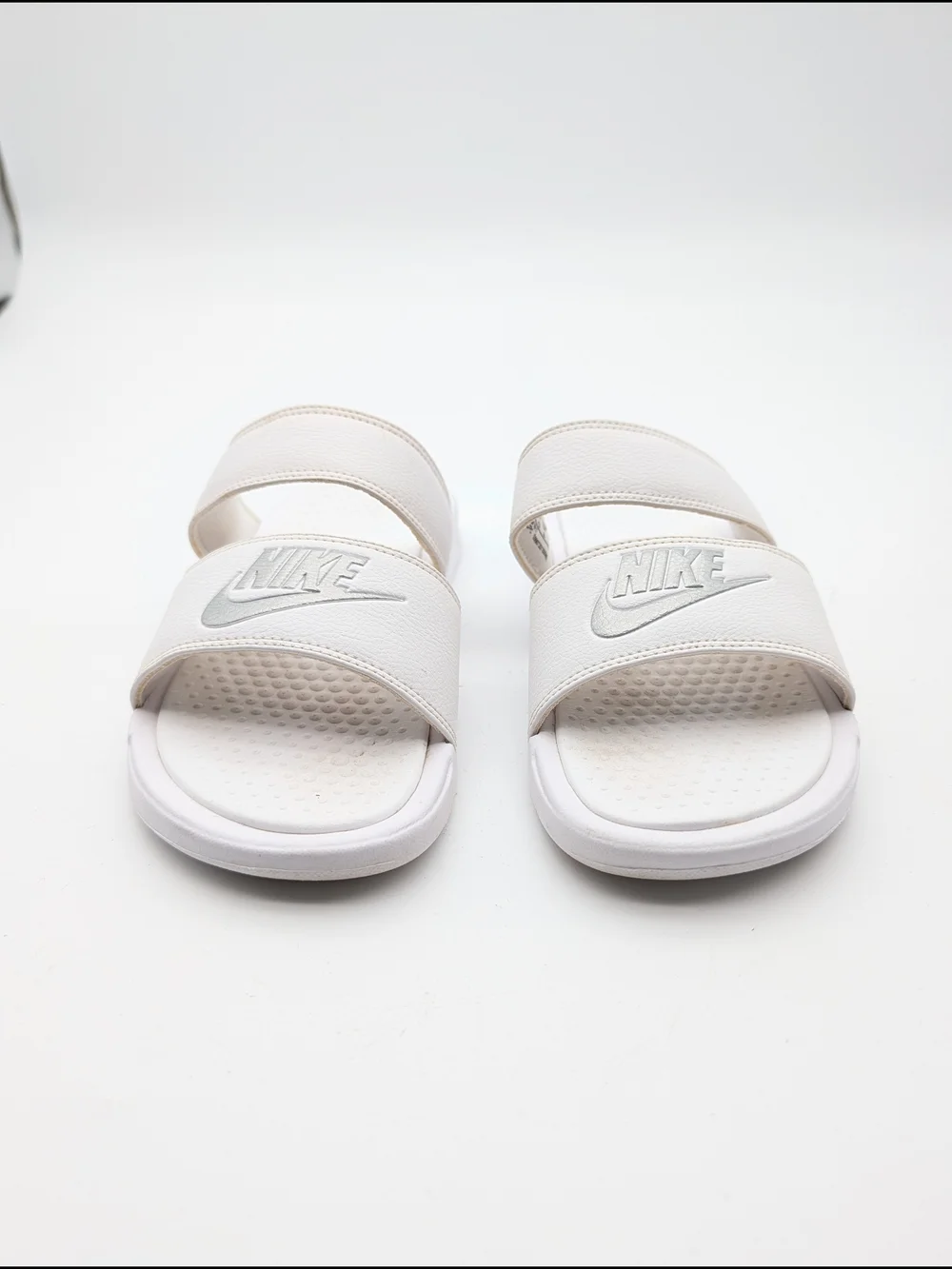 Nike Womens Benassi Duo Ultra Slide Sandals White Size US 7